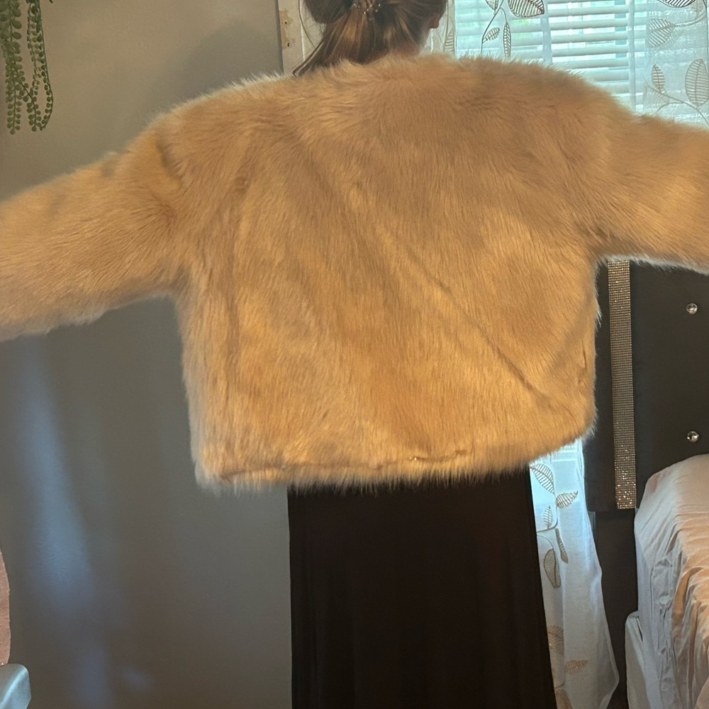 Fashion Nova Faux Fur Coat in Cream